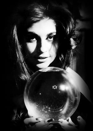 Babetta with crystalball